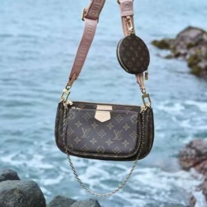 LV MULTI POCHETTE ACCESSOIRES Bag M44813/44840