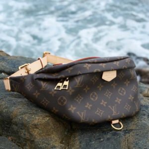 LOUIS VUITTON BUMBAG M43644