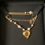 CHANEL 23K Heart Necklace