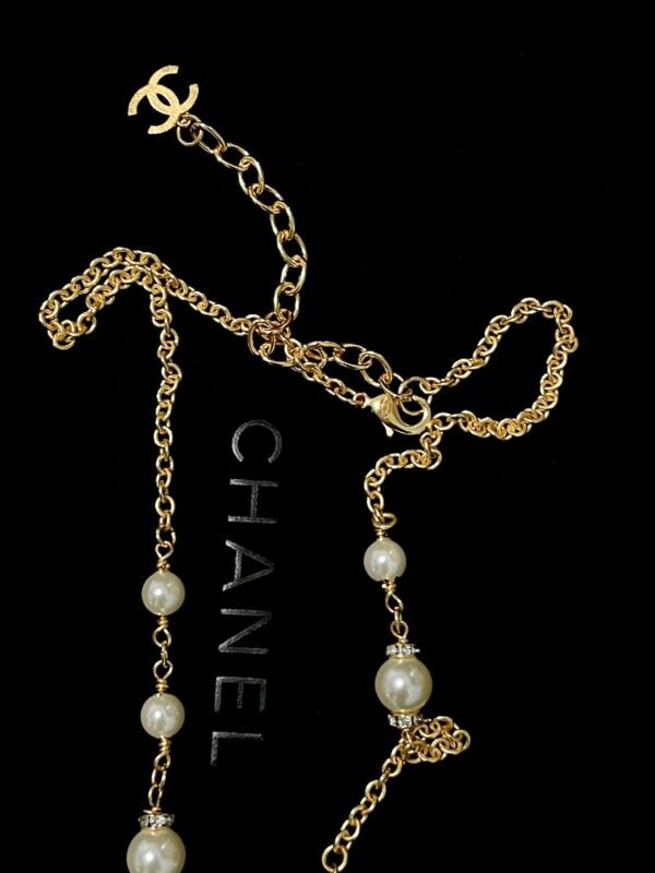 CHANEL 23K Heart Necklace