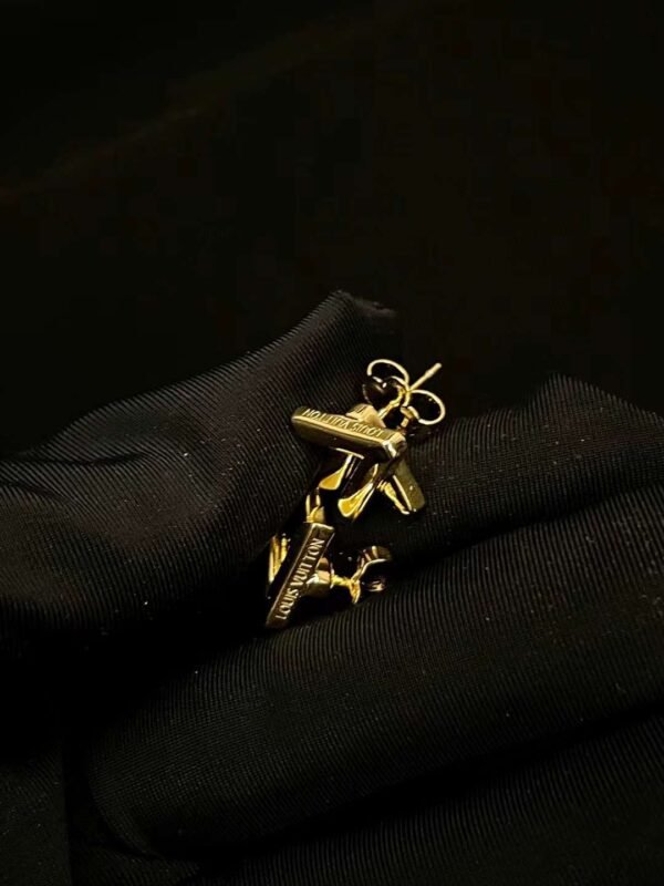 LOUIS VUITTON Stud Earrings