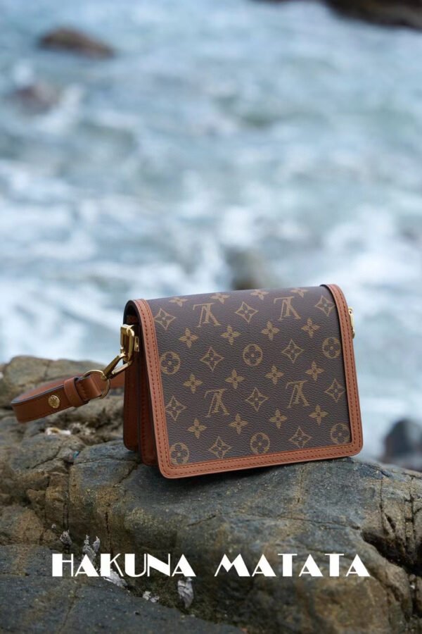 LOUIS VUITTON MINI DAUPHINE M45959