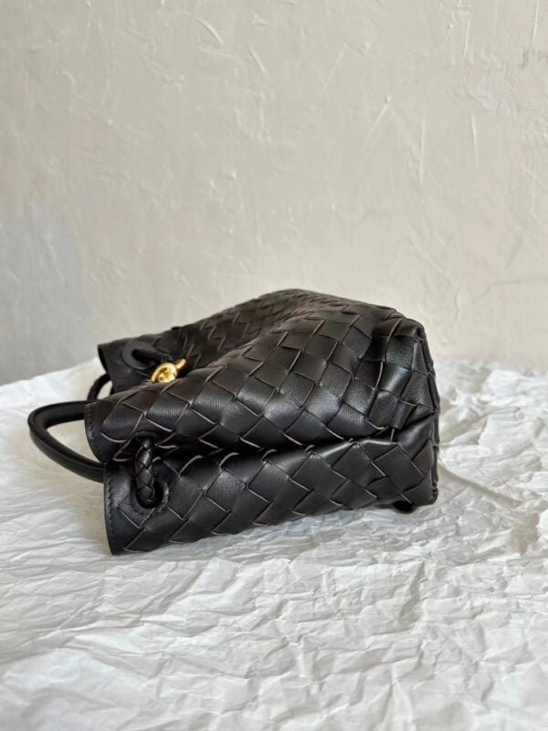 BOTTEGA VENETA Andiamo Bag