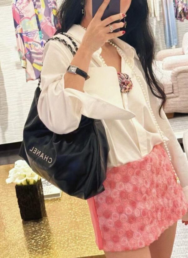 CHANEL 24C 22 Bag