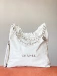 CHANEL 22 BAG