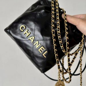 CHANEL 22 Mini Bag