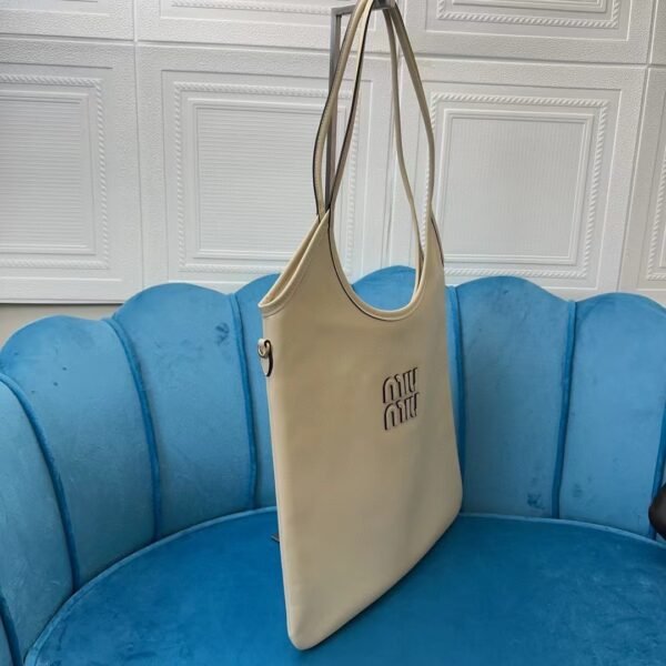 MIUMIU 24SS NEW HOBO TOTE BAG