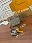 LV M82731 mini One shoulder bucket bag