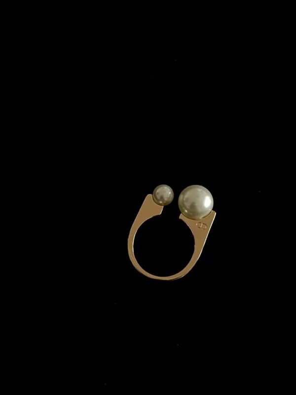 DIOR Double pearl ring