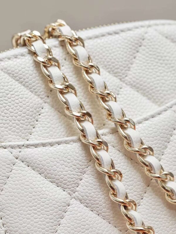 CHANEL 24C classic clutch with chain